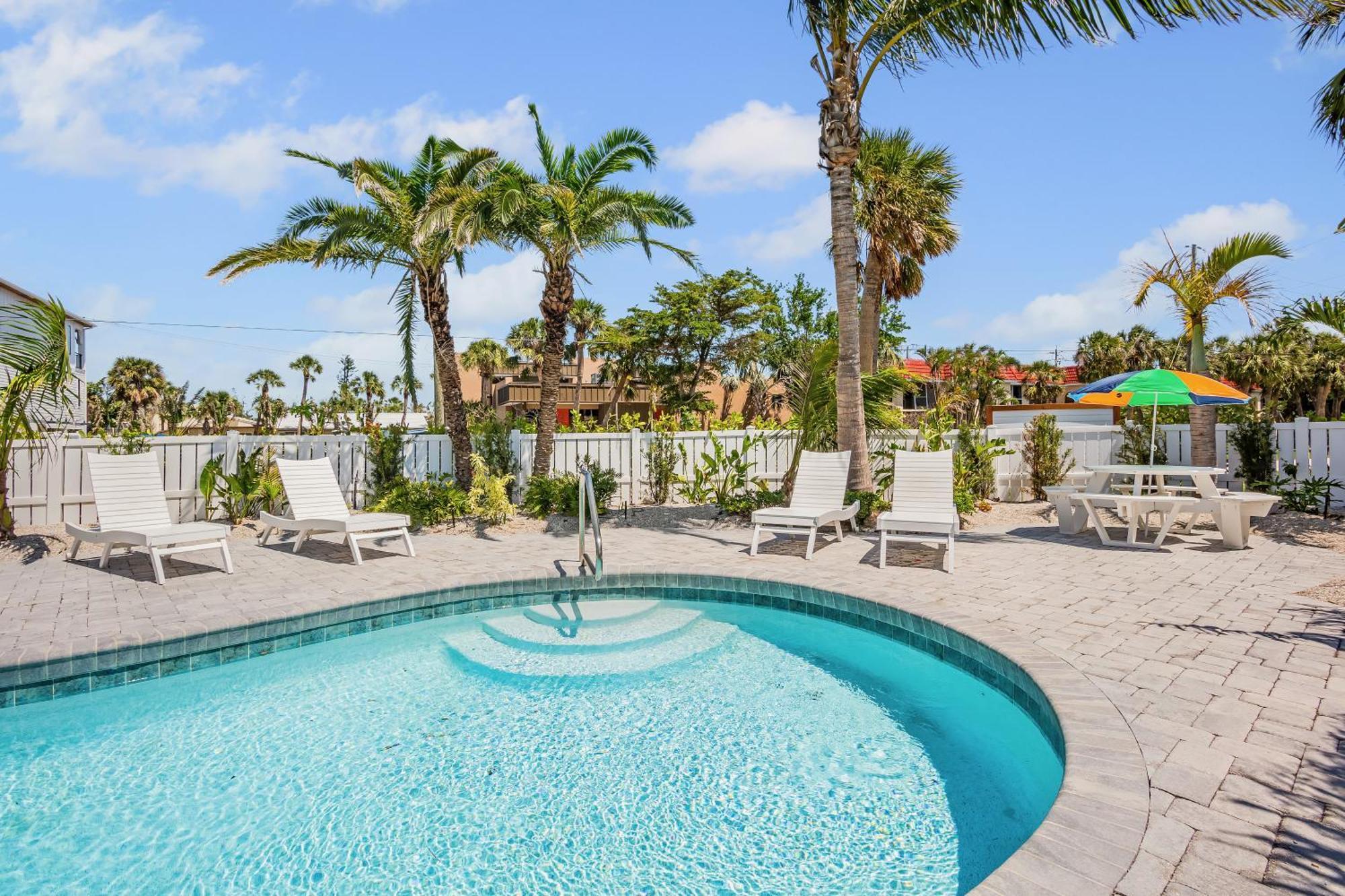 Tropical Breeze Resort 사라소타 외부 사진